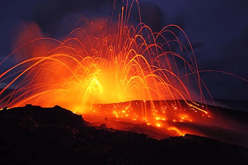 a-natural-phenomenon-hawaii-volcanoes-national-park-hawaii