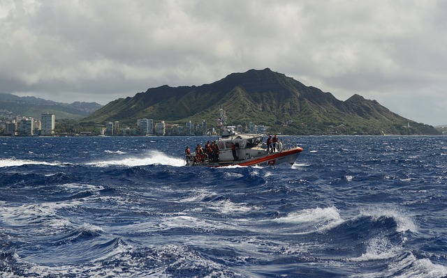 yacht charter hawaii