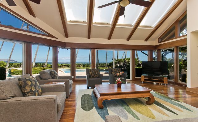 Majestic Kahala Luxury Home Rental - Living Room - Hawaii Hideaways