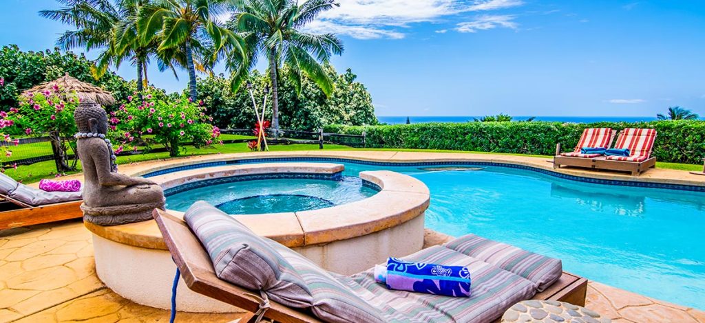 Misty Rose - Pool and ocean view - Maui Vacation Home
