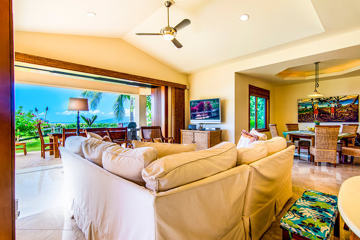 Misty Rose - Living area - Maui Vacation Home