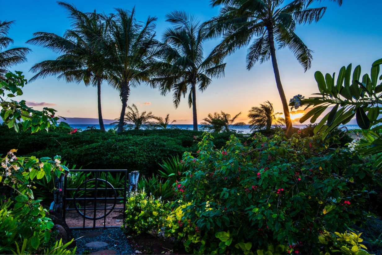 Golden Glow - Beach Access Gate - Maui Vacation Home