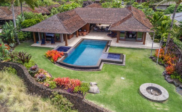 Endlessly - Aerial View of pool - Hawaii Vacation Home