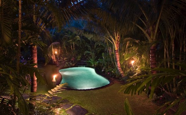 Beach Terrace - Backyard Pool - Hawaii Vacation Home