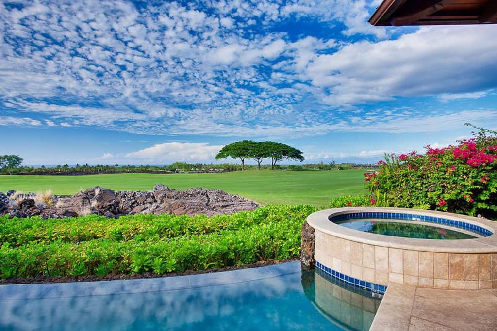 Hualalai Pakui - Pool and view of golf course- Hawaii Vacation Home