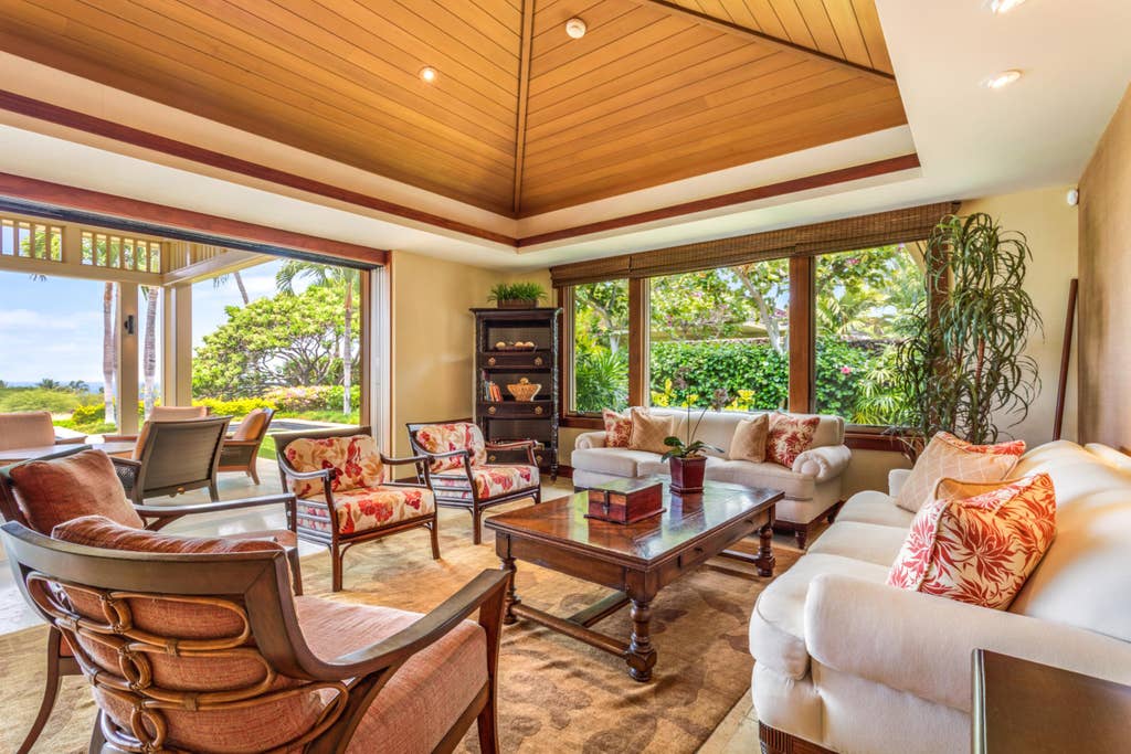 Hualalai Hainoa Estate 128 - Sitting area - Hawaii Vacation Home