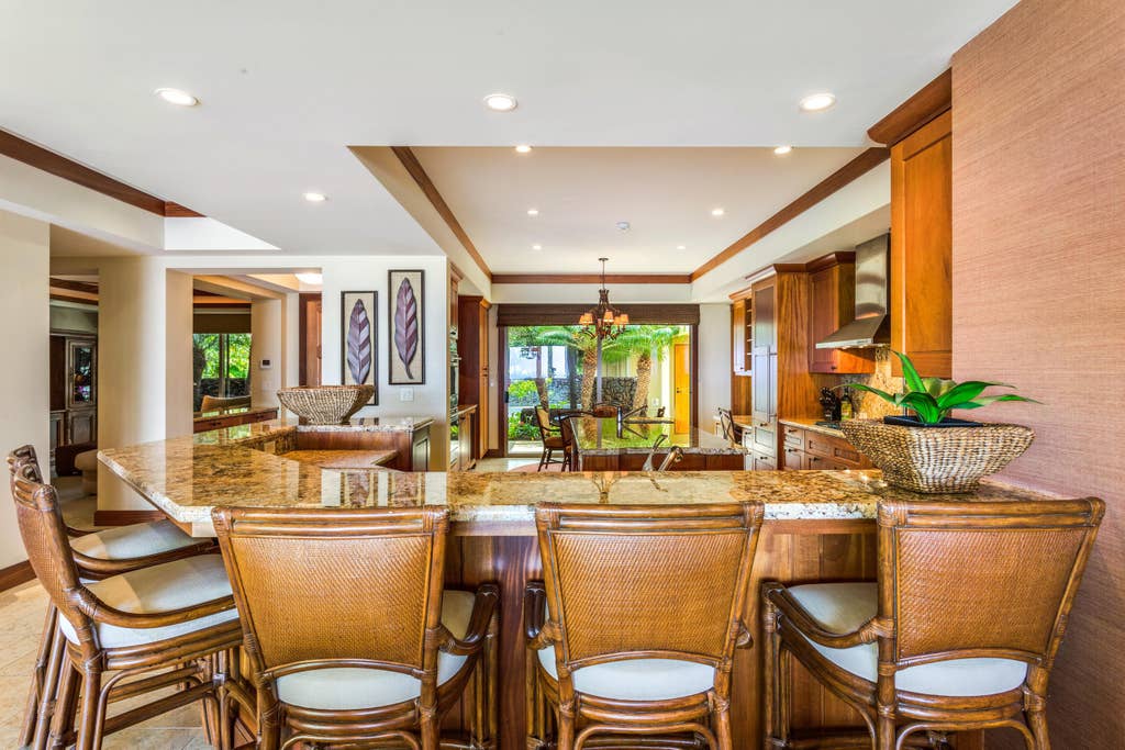Hualalai Hainoa Estate 128 - Kitchen Counter - Hawaii Vacation Home