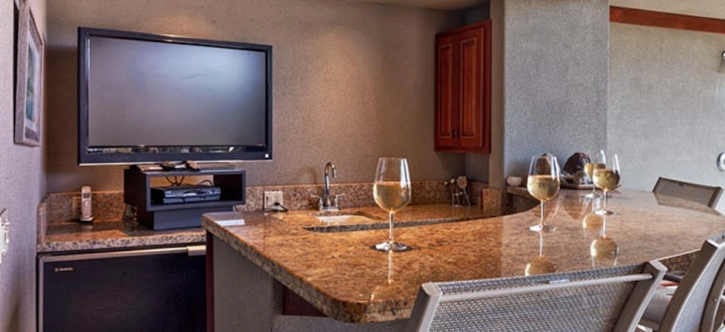 Cape Palm - TV Bar - Waimea, Hawaii Vacation Home