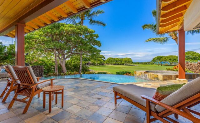Maluhia Hale - Patio and pool - Hawaii Vacation Home