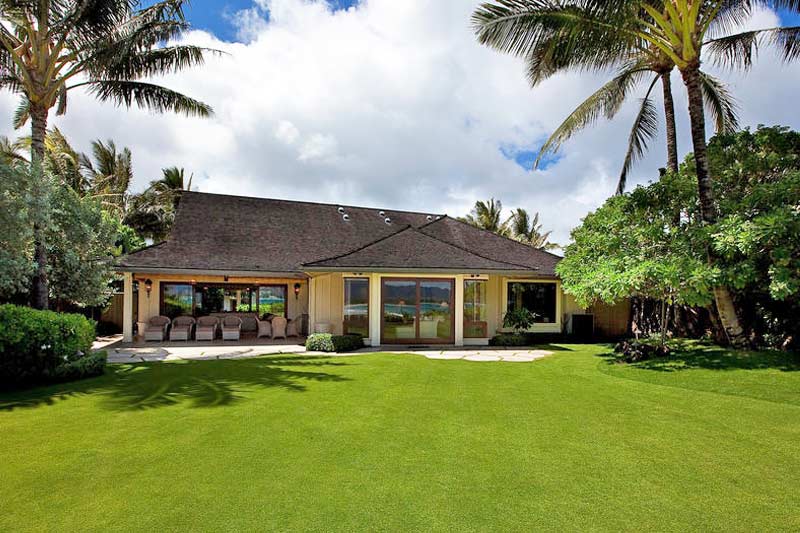 Plantation Paradise Luxury Home Rental - Backyard - Hawaii Hideaways