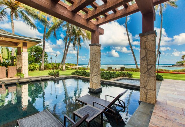 Honeyed Jade Luxury Home Rental - Pool & Spa - Hawaii Hideaways