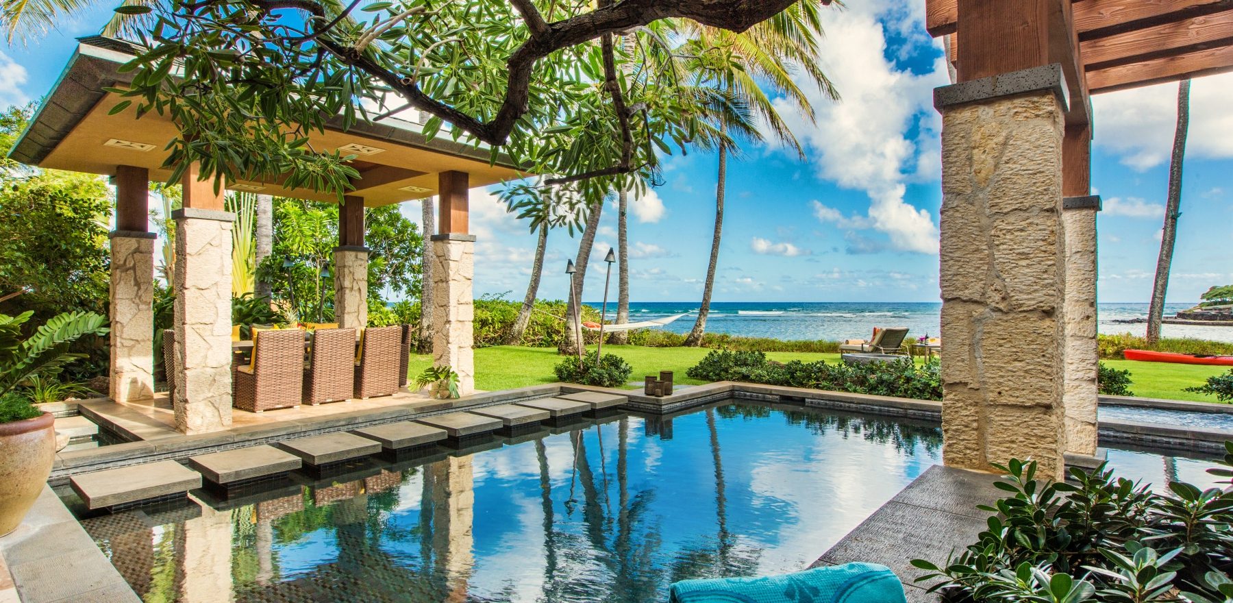 Honeyed Jade Luxury Home Rental - Pool & Spa - Hawaii Hideaways