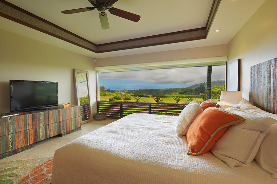 Star Steps - Bedroom - Hawaiian Luxury Vacation Home