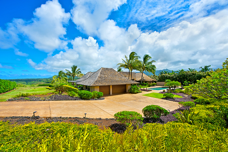 Star Steps - Exterior - Hawaiian Luxury Vacation Home