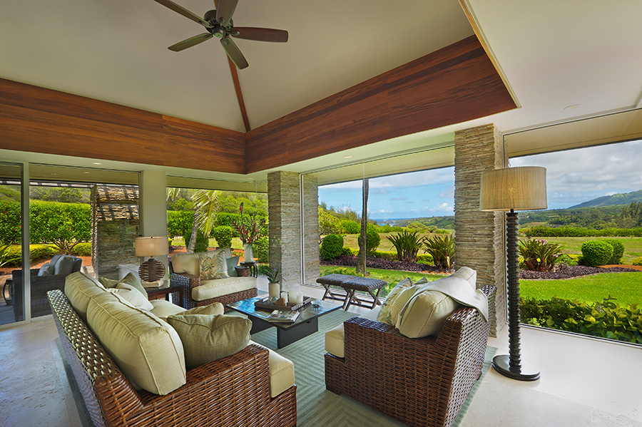 Star Steps - Living Room - Hawaiian Luxury Vacation Home