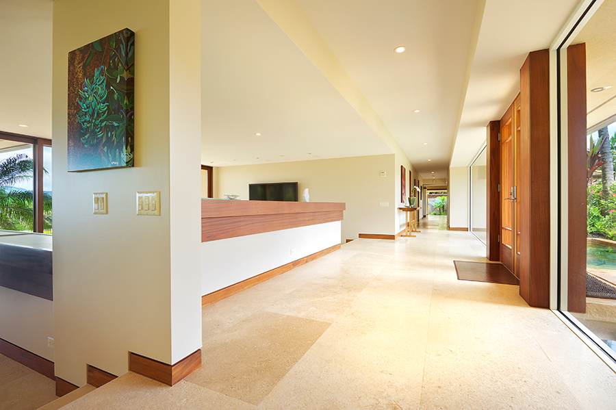 Star Steps - Hallway - Hawaiian Luxury Vacation Home