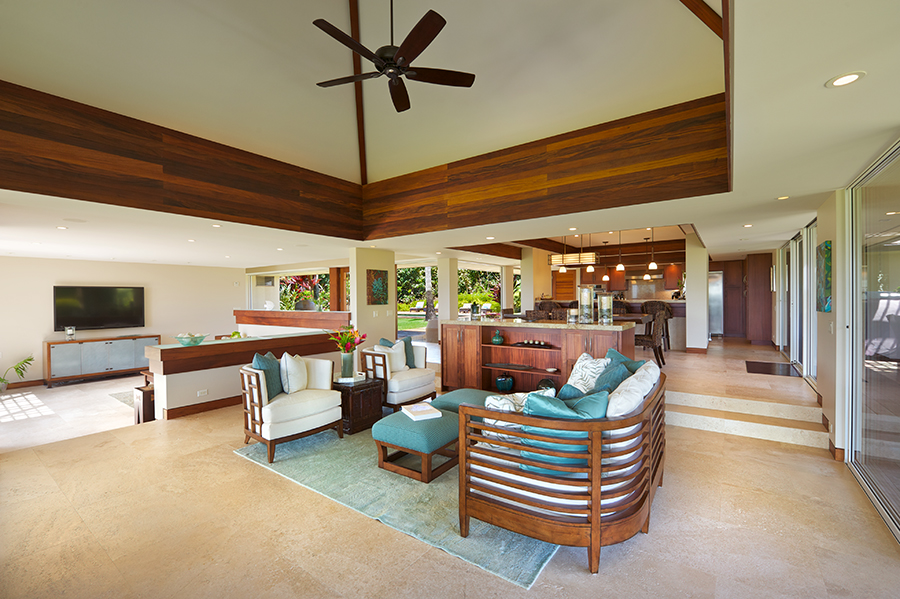 Star Steps - Living Room - Hawaiian Luxury Vacation Home