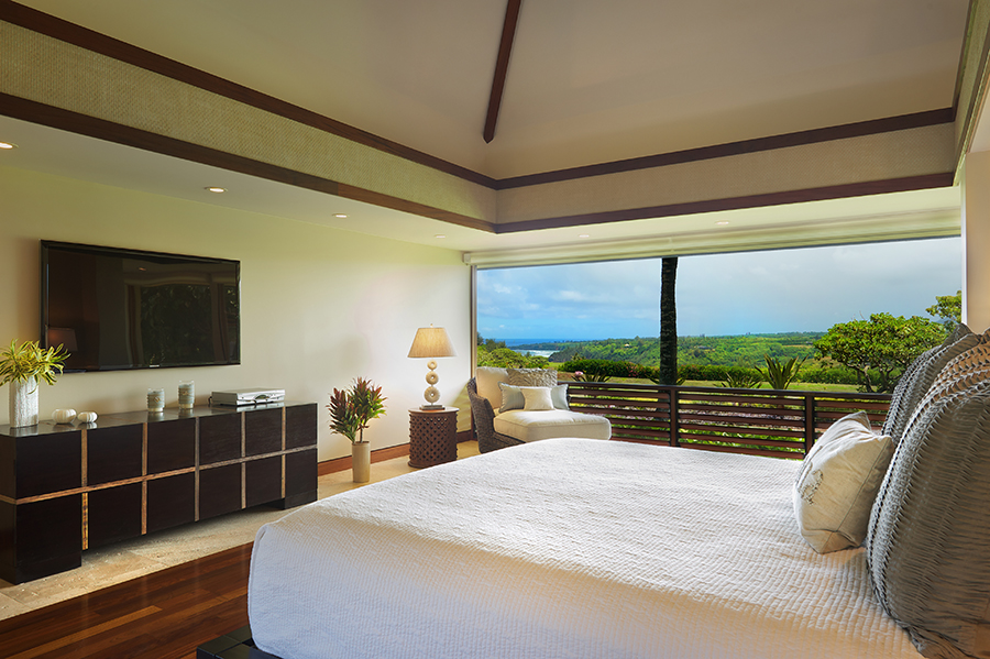 Star Steps - Bedroom - Hawaiian Luxury Vacation Home