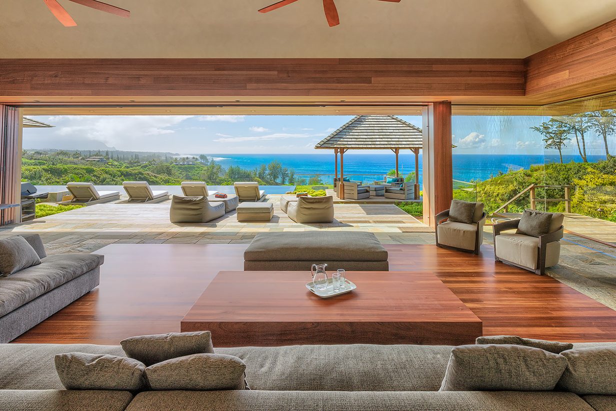 Sweet Escape - Living Room - Hawaiian Luxury Vacation Home