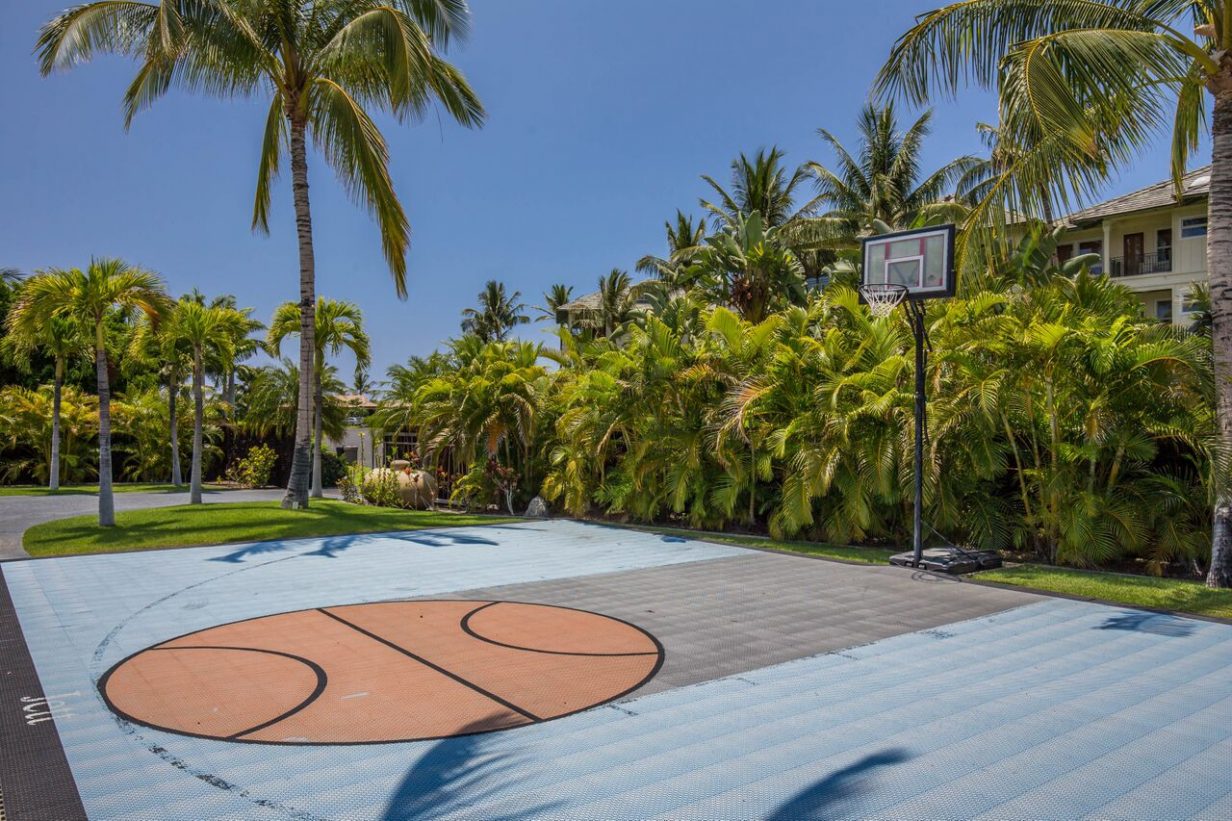 Cobalt Sky - Basketball court - Hawaii Vacation Home