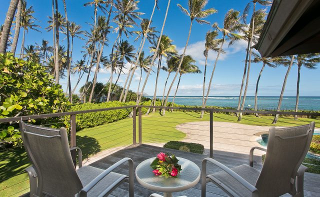 Majestic Kahala Luxury Home Rental - Patio - Hawaii Hideaways