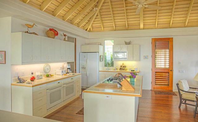 Tranquil Landing - Kitchen - Luxury Vacation Homes
