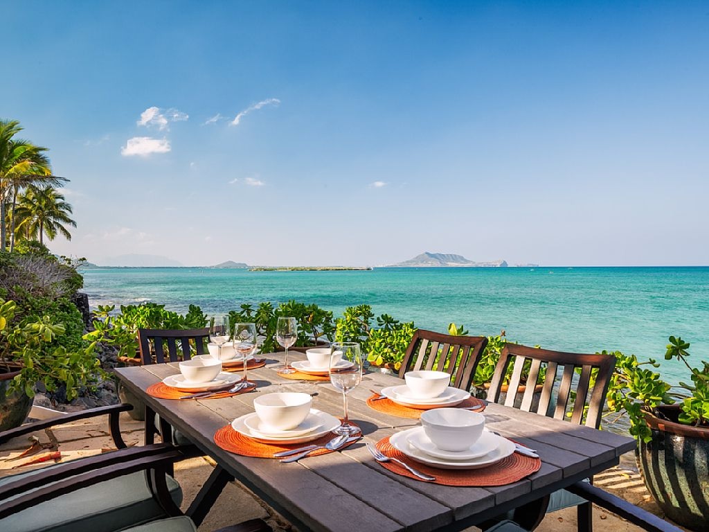 Walkers House - Backyard - Luxury Vacation Homes