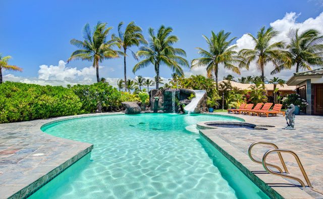 Sun Ray - Swimming Pool - Hawaiian Luxury Vacation Home