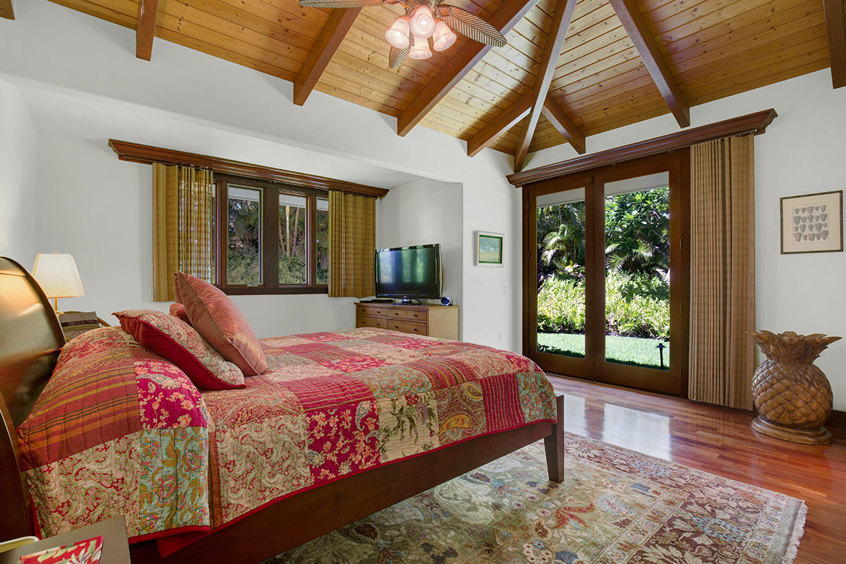 Sun Ray - Bedroom - Hawaiian Luxury Vacation Home