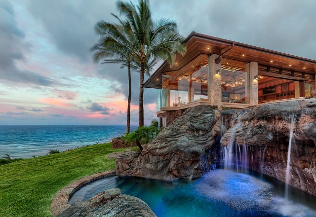 Goddess of the Sea - Waterfall Feature - Hawaii Vacation Home
