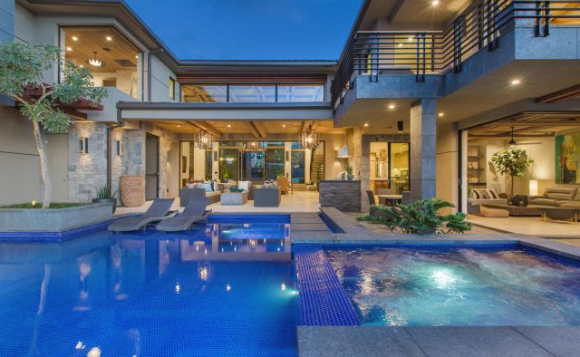 Sea Cliff Chic Luxury Home Rental - Pool & Spa - Hawaii Hideaways