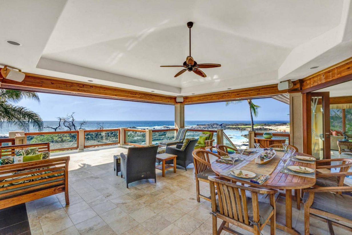Cool Waters - Dining area and patio - Hawaii Vacation Home