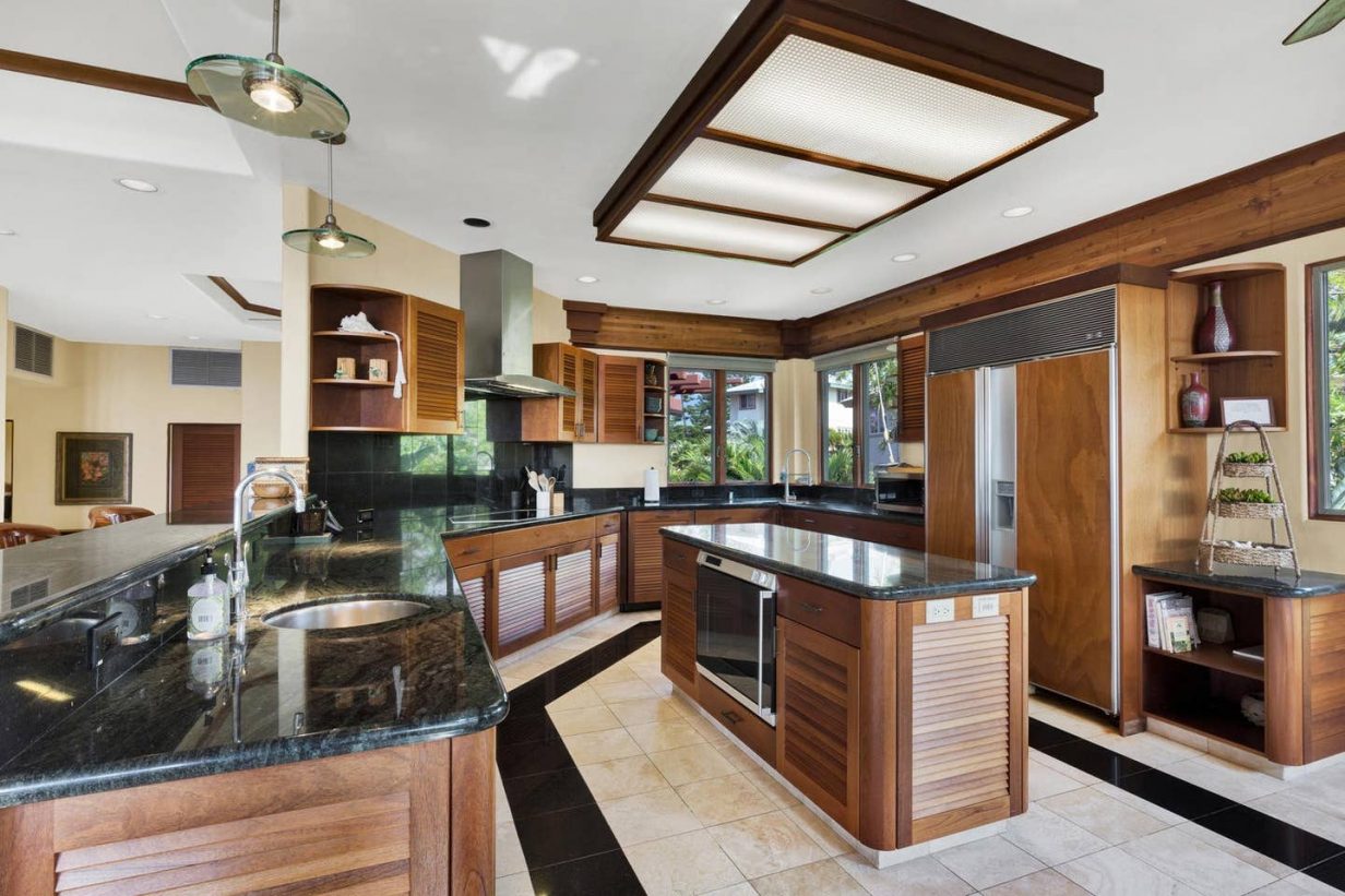 Cool Waters - Kitchen - Hawaii Vacation Home