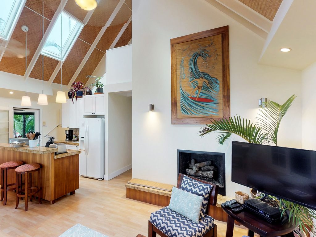 Natural Harmony - TV Area - Kauai Vacation Home