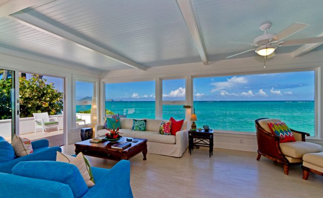 Honu Heaven - Living area and ocean view - Oahu Vacation Home