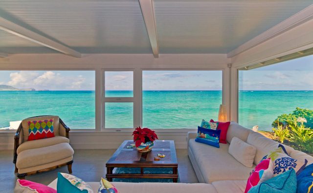 Honu Heaven - Sitting area with ocean view - Oahu Vacation Home