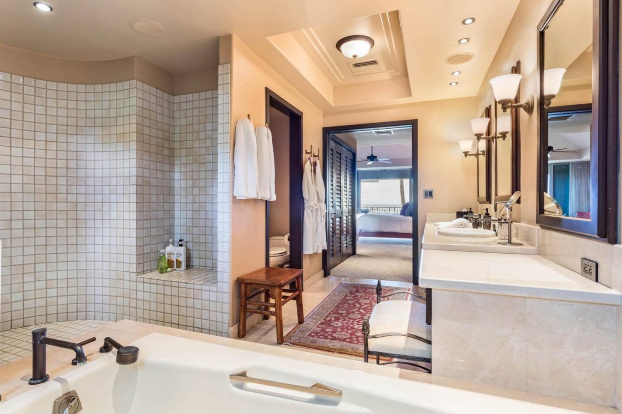 Hualalai 4202 - Master Bathroom 2 - Hawaii Vacation Home