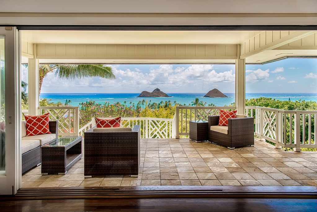Kehaulani - Balcony Sitting - Oahu Vacation Home