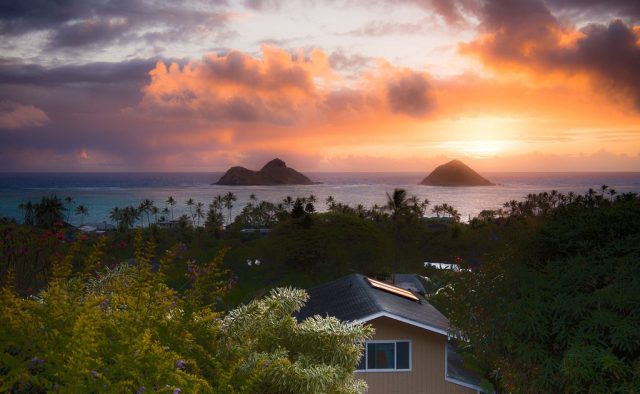 Kehaulani - Sunset skies - Oahu Vacation Home