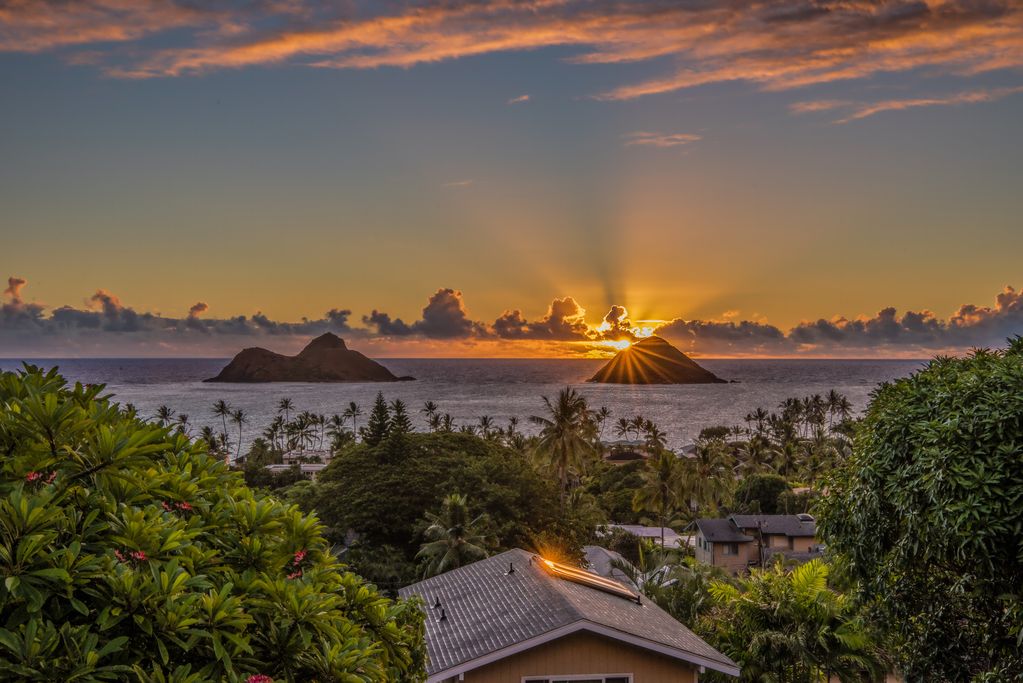Kehaulani - Sunset - Oahu Vacation Home